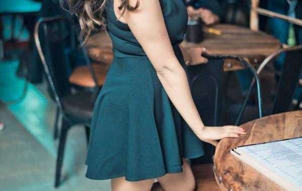 Call Girls In Chirag Delhi 9999833992 Shot 1500 Night 6000