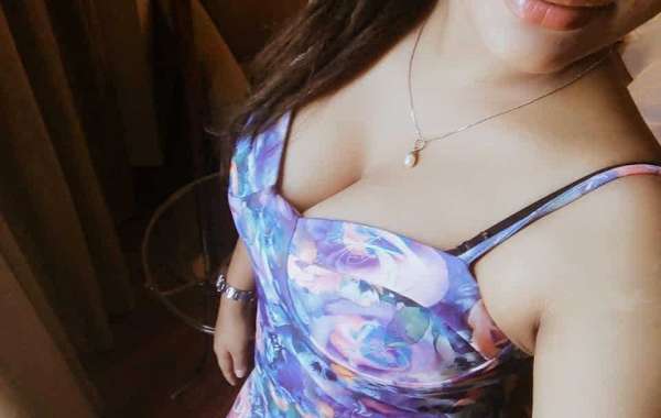 Young~Call Girls In Chandni Chowk (Delhi) ꧁❤ 9911705529 ❤꧂ Escorts Service In Delhi NCR